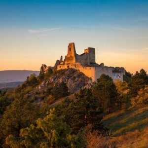 Západní Slovensko - památky Pováží