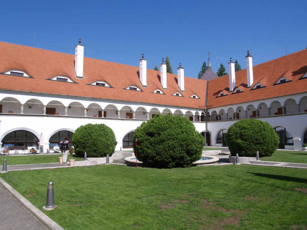 Podhájská s výlety: hotel Podhájská s výlety: hotel